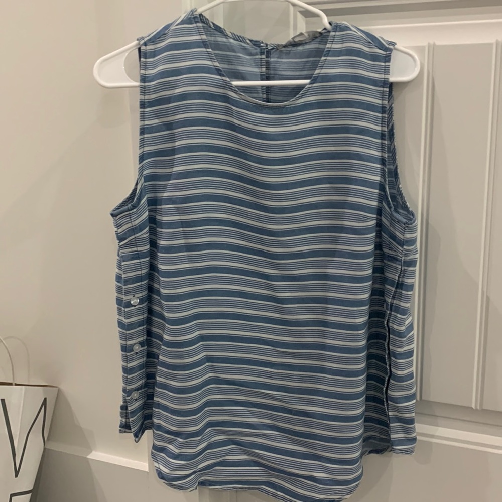 NWT womens tank top M